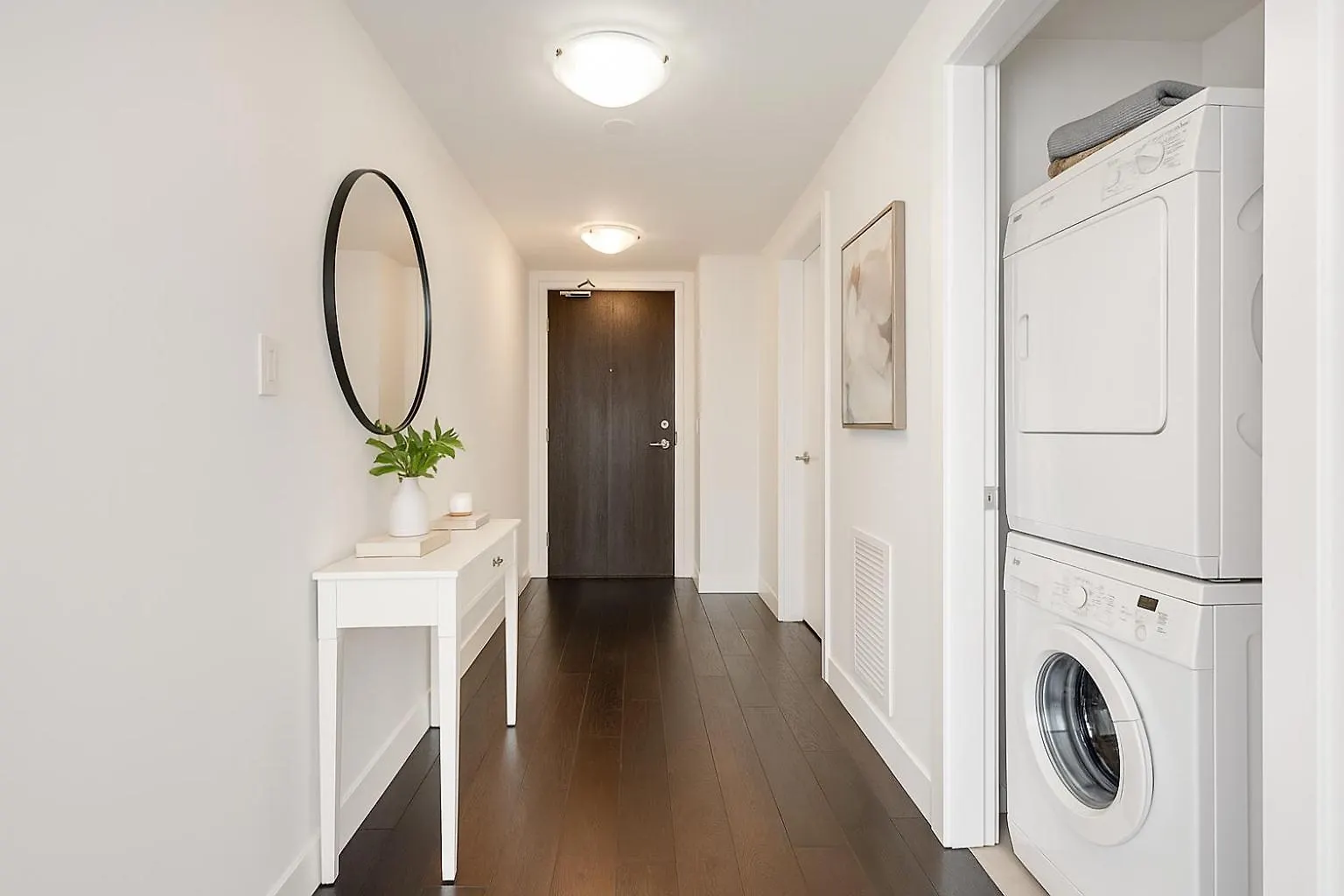 Lägenhet Prestige Living Spacious 2Br High-Rise With Skyline Views Vancouver